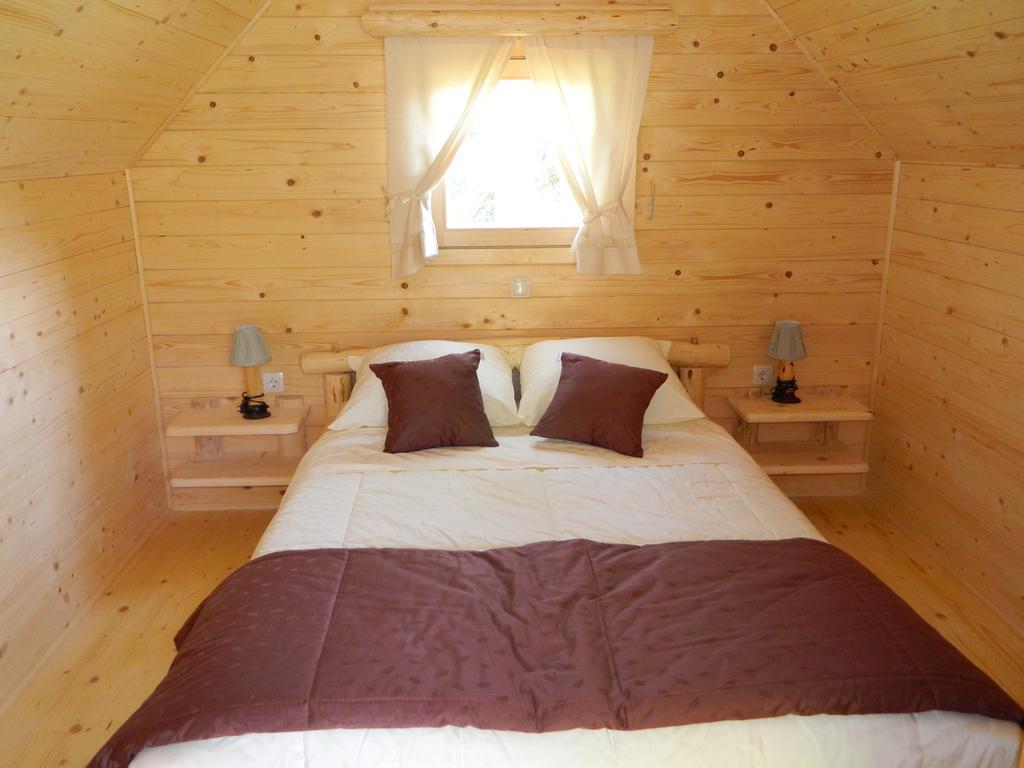 הוילה Tržič Glamping Organic Farm Slibar מראה חיצוני תמונה
