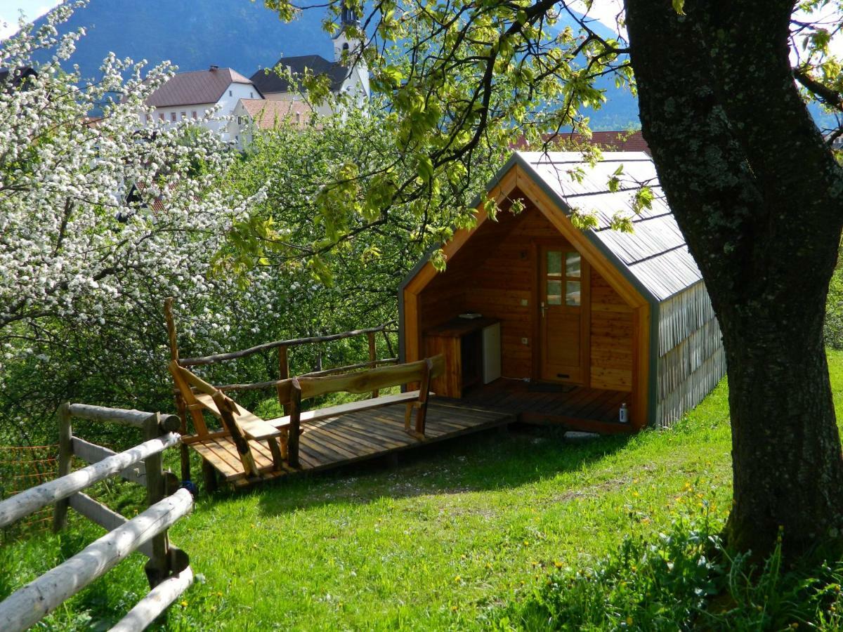 הוילה Tržič Glamping Organic Farm Slibar מראה חיצוני תמונה