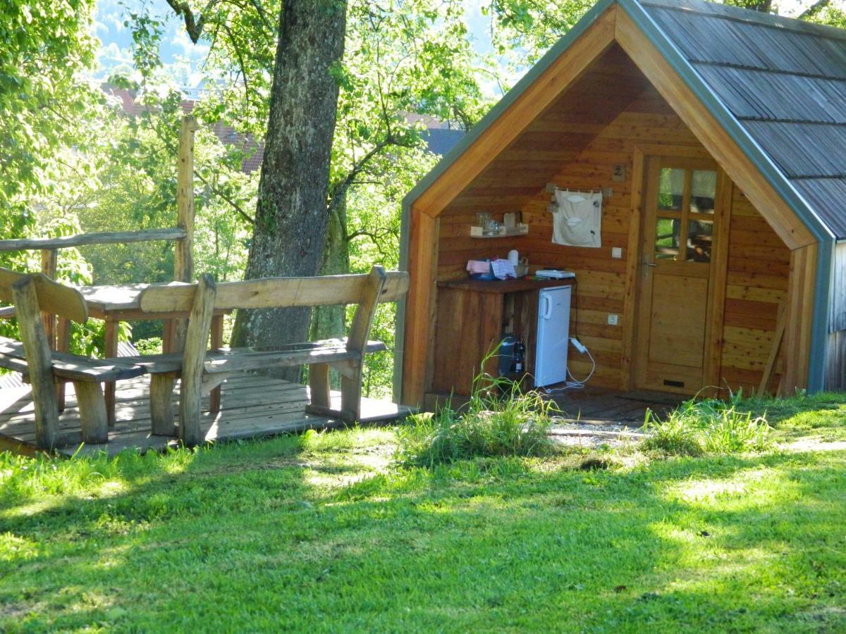 הוילה Tržič Glamping Organic Farm Slibar מראה חיצוני תמונה